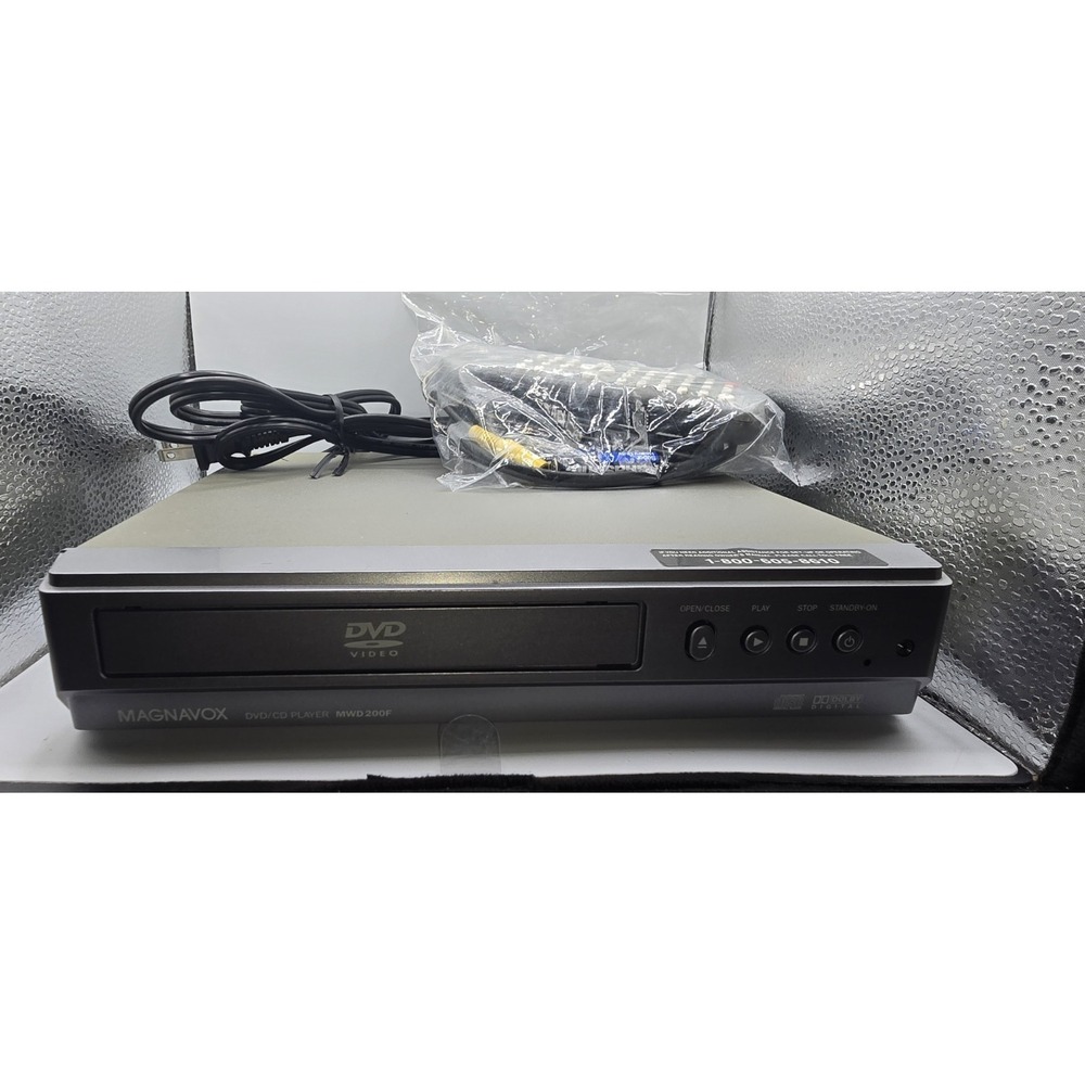 Magnavox MWD200F DVD/CD Player Dolby Digital Composite RCA Gray w/ Remote Cables